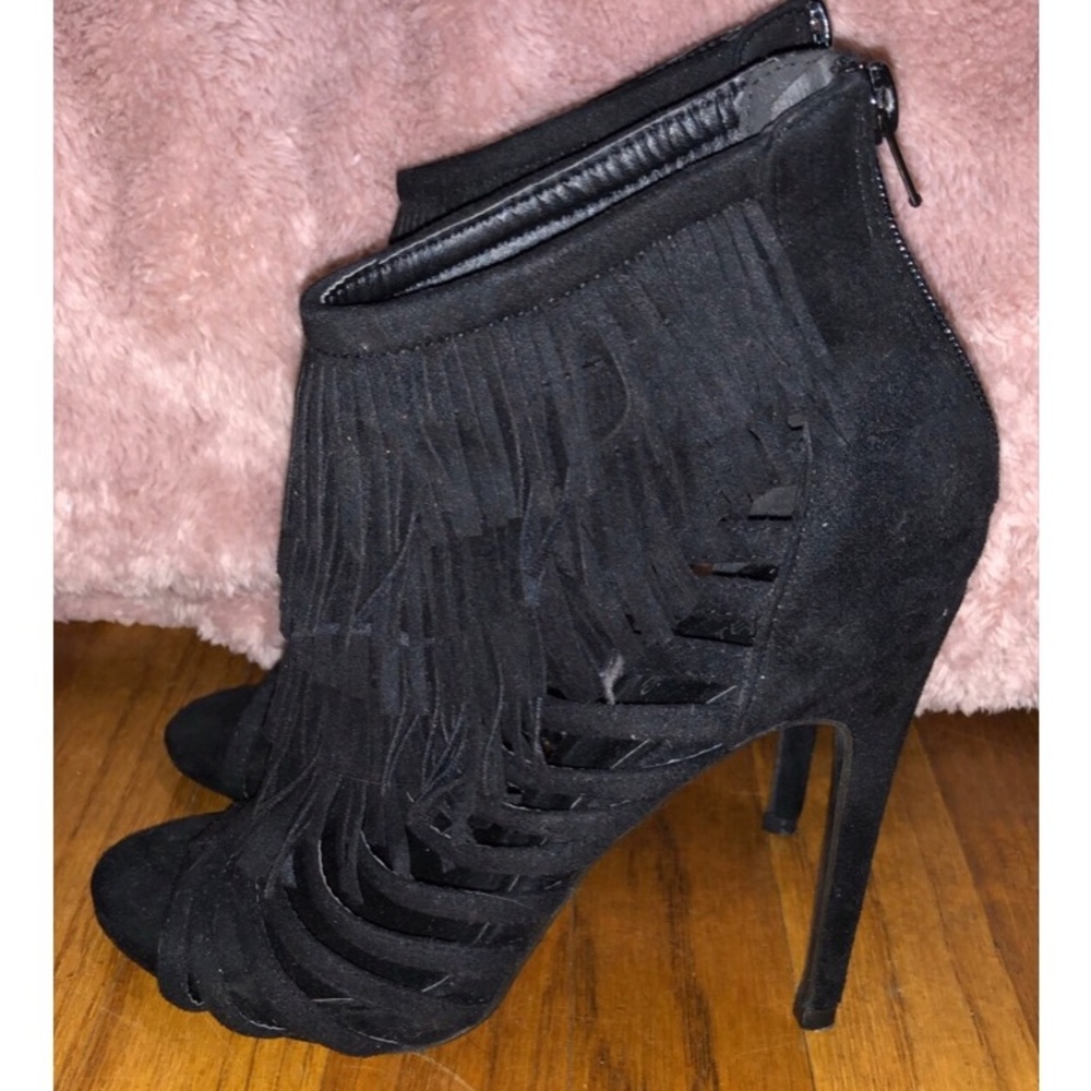 Anna Fringe Sandals- Worn once (like brand new) - Picture 4 of 5